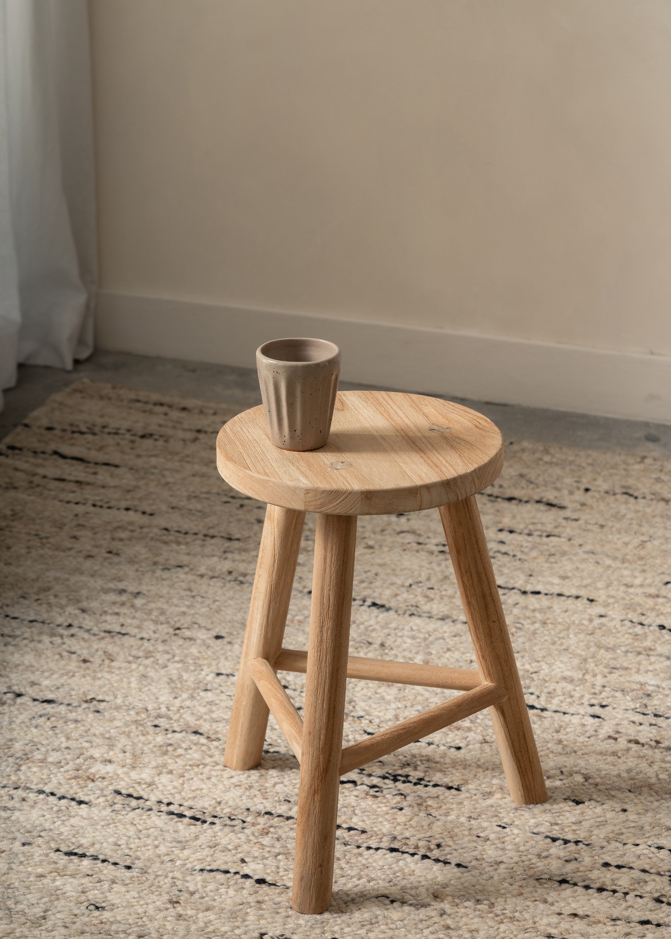 Bodhi Stool / Natural
