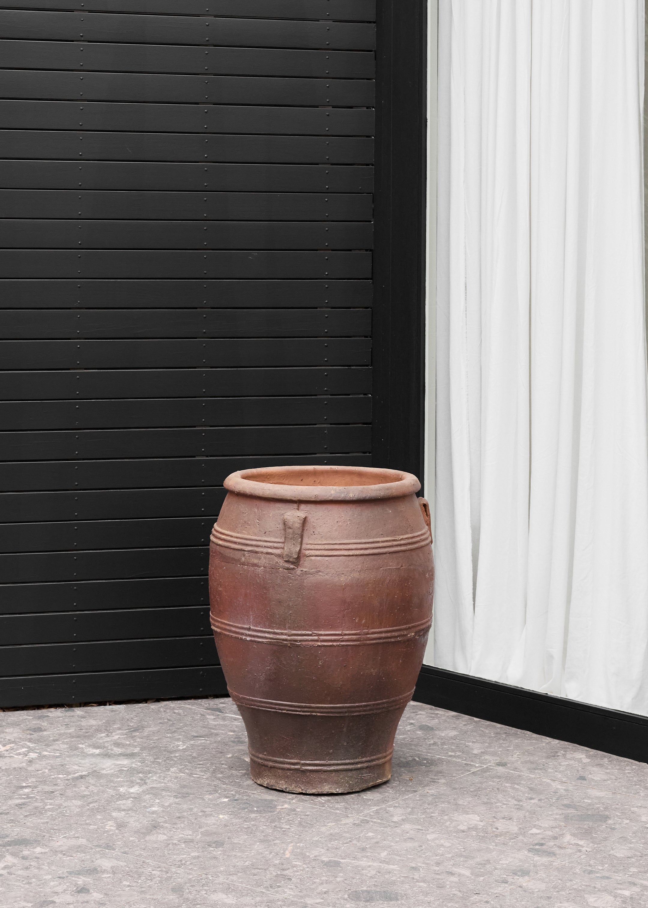 Bursa Black Soil Pot