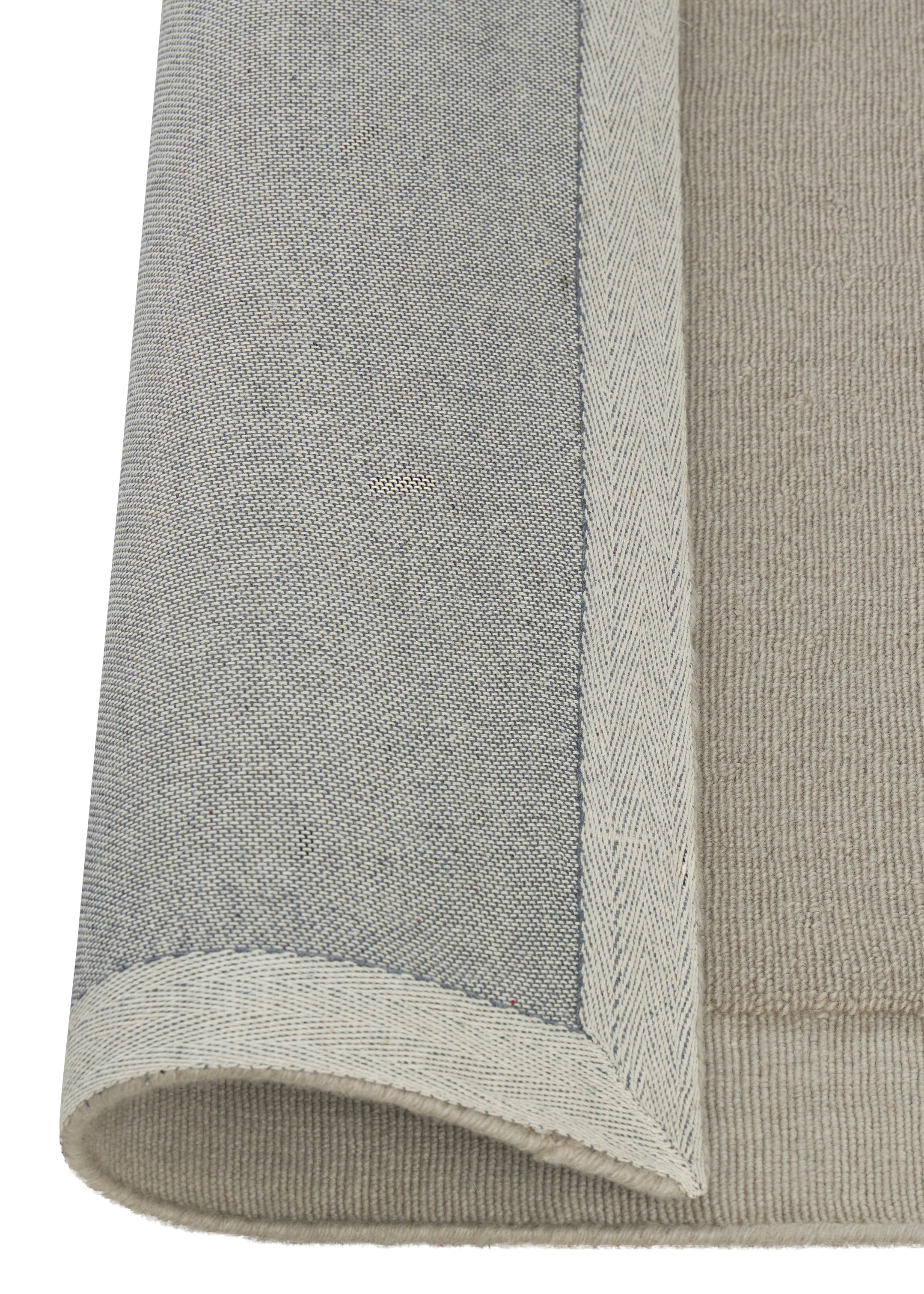 Cassio Floor Rug / Fog