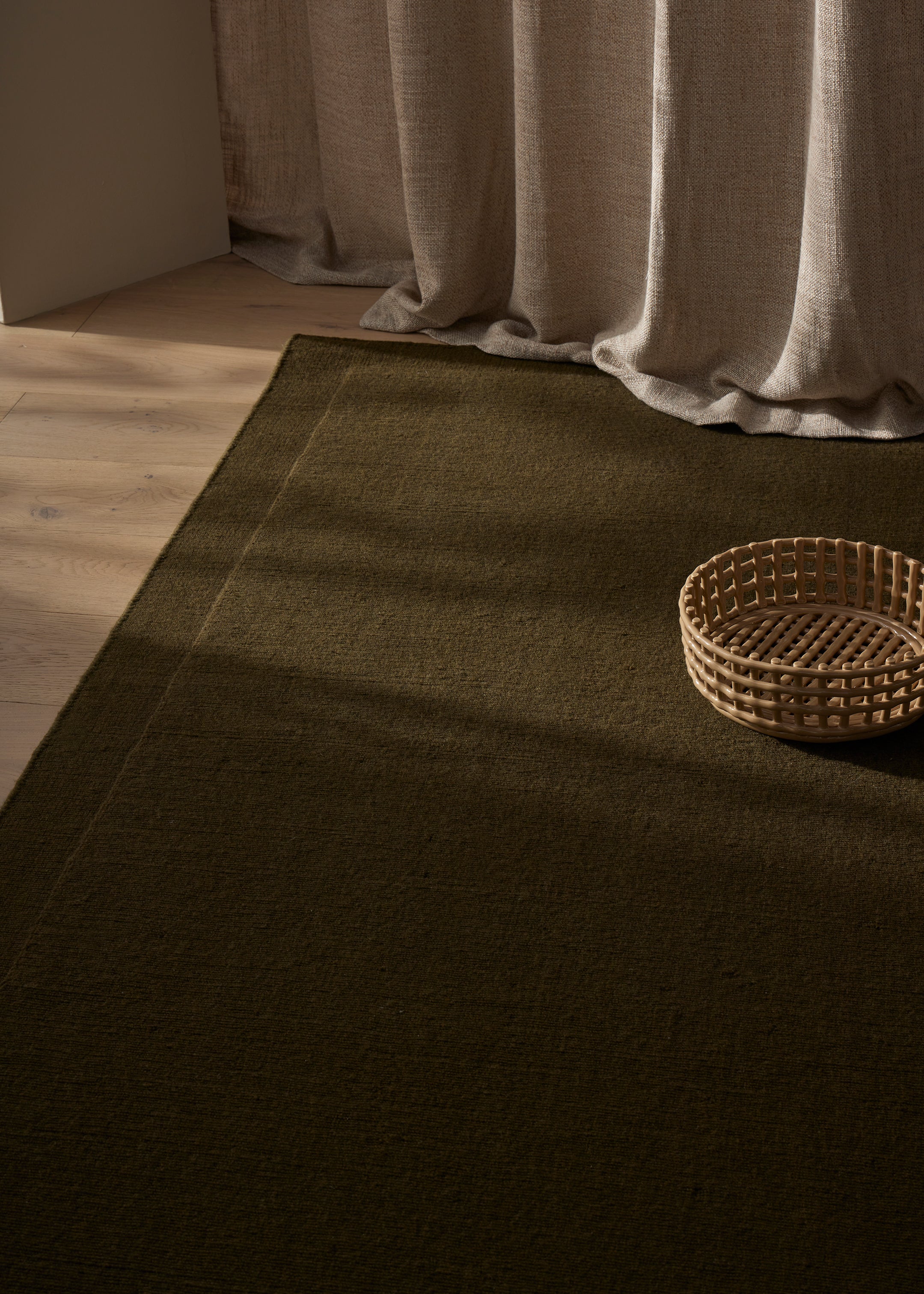 Cassio Floor Rug / Fudge