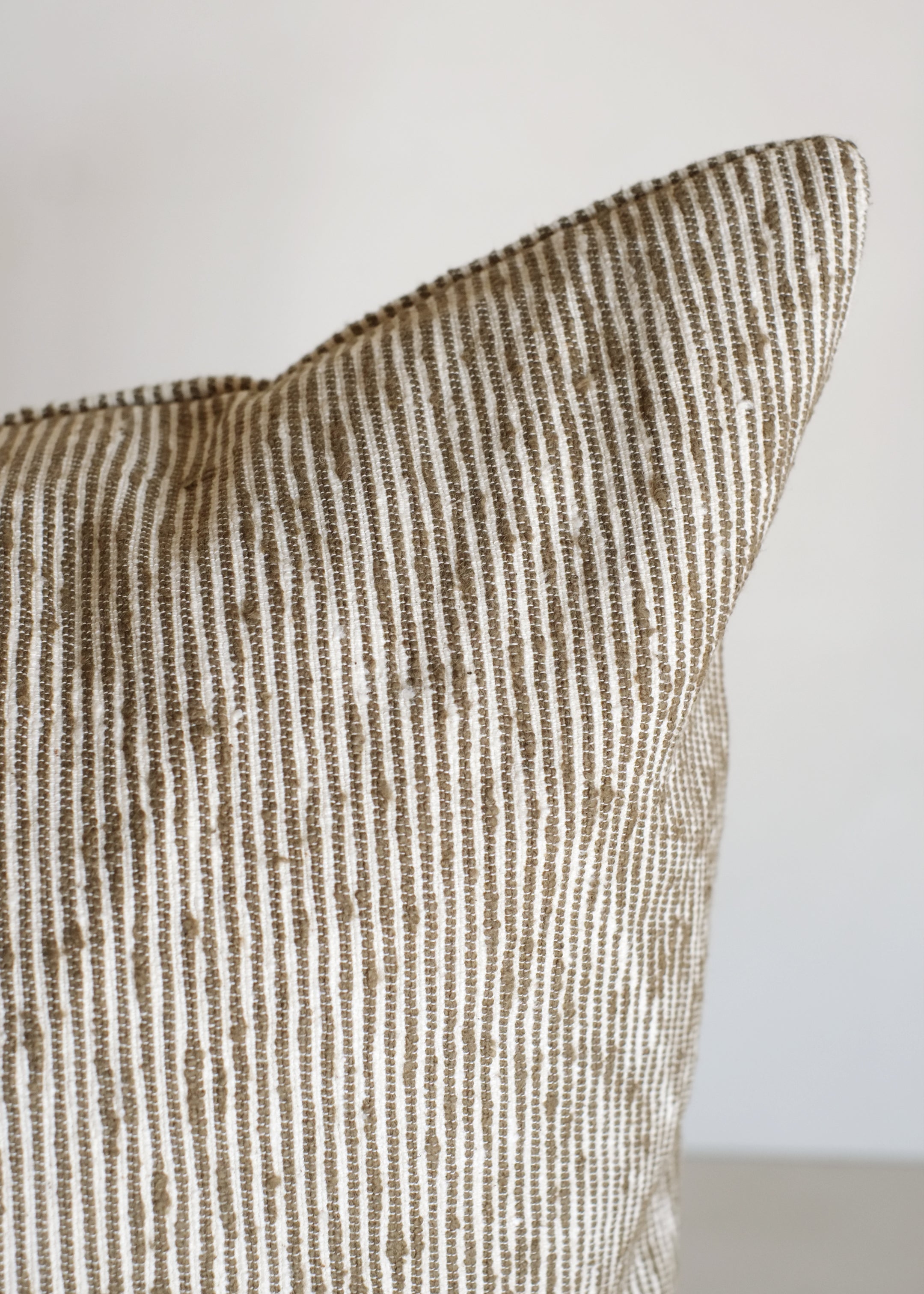 Dalton Cushion Cover / Olive