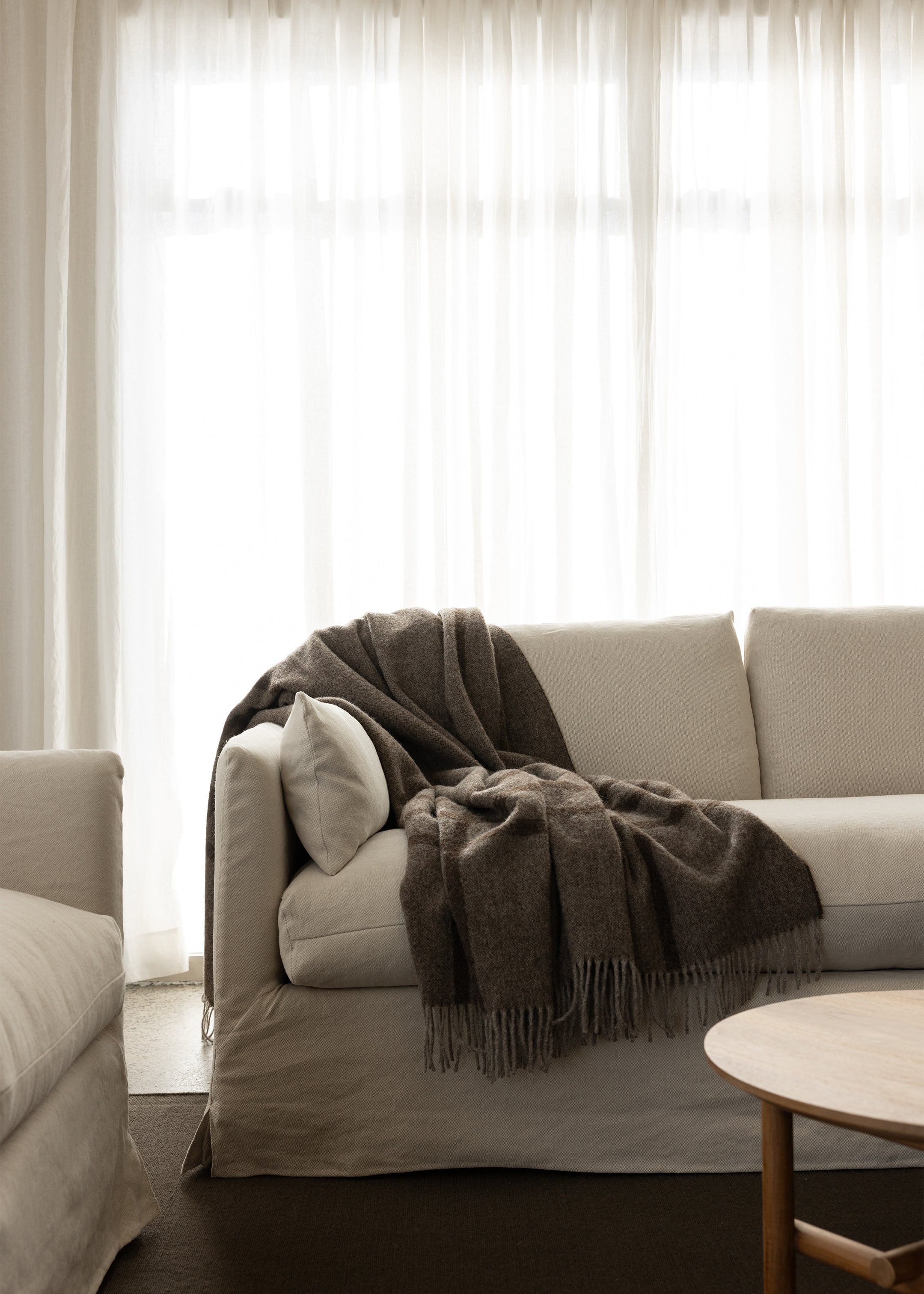 Fiordland Throw / Walnut