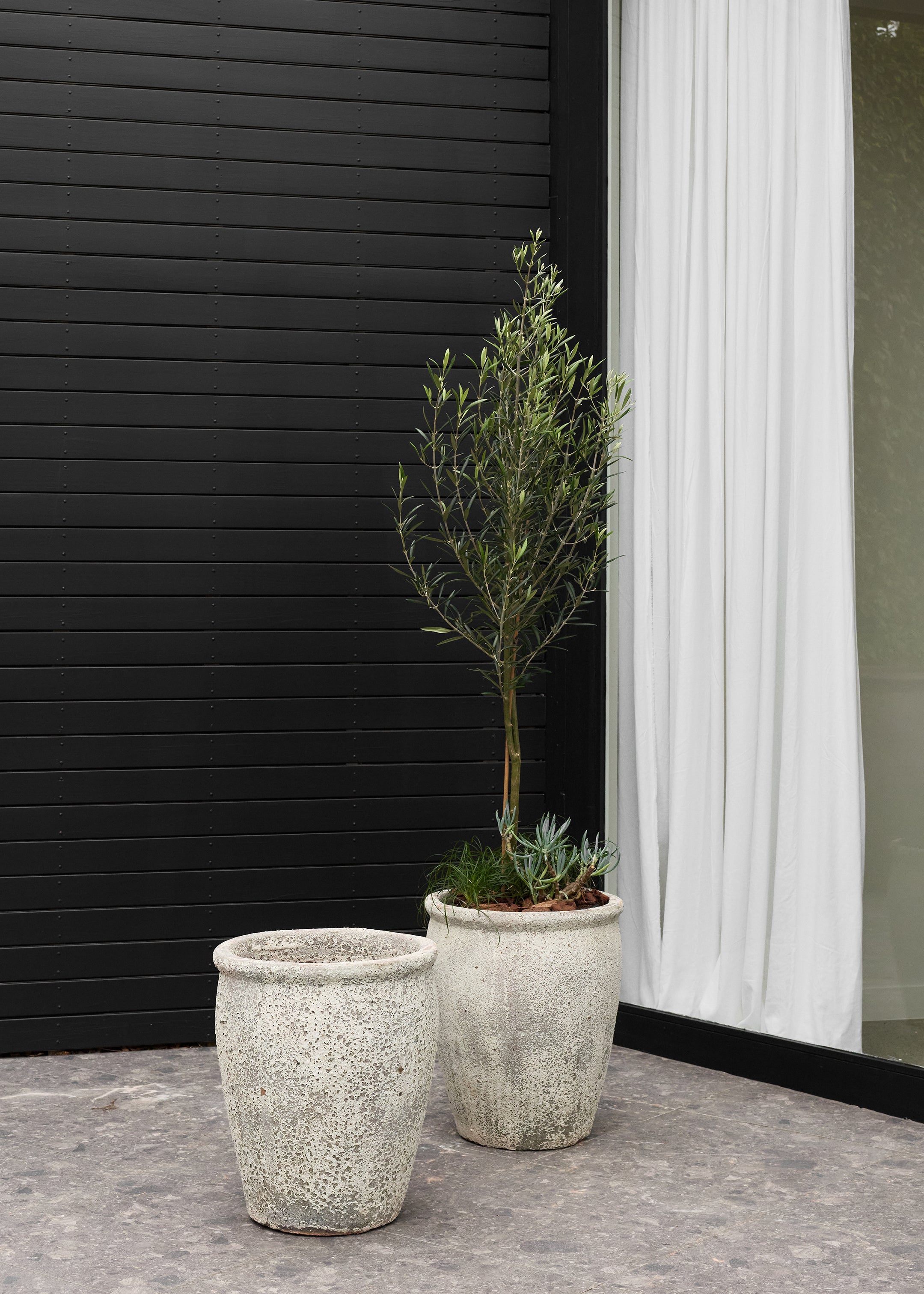 Isha Antique Pot