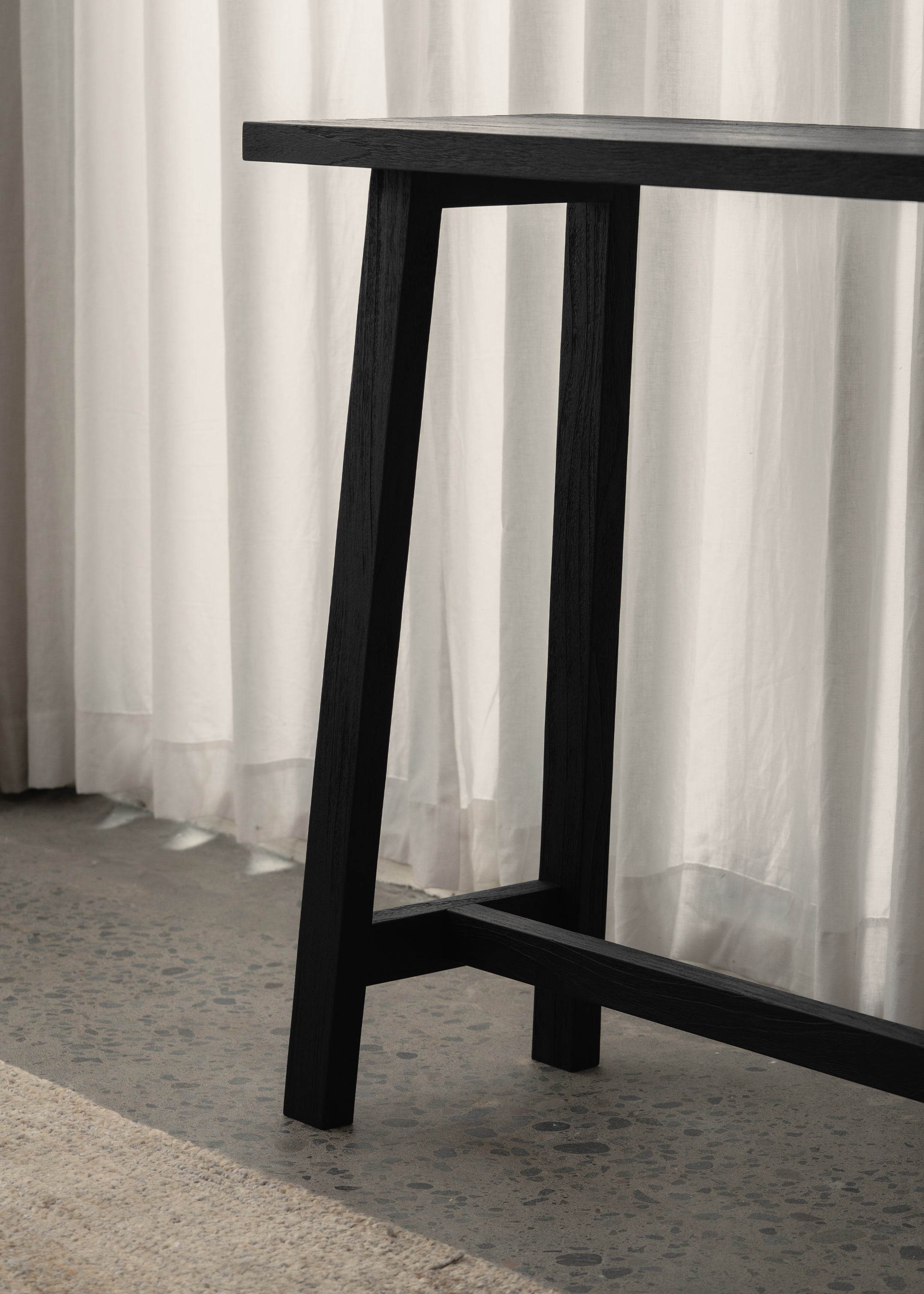 Jenna Console / Black