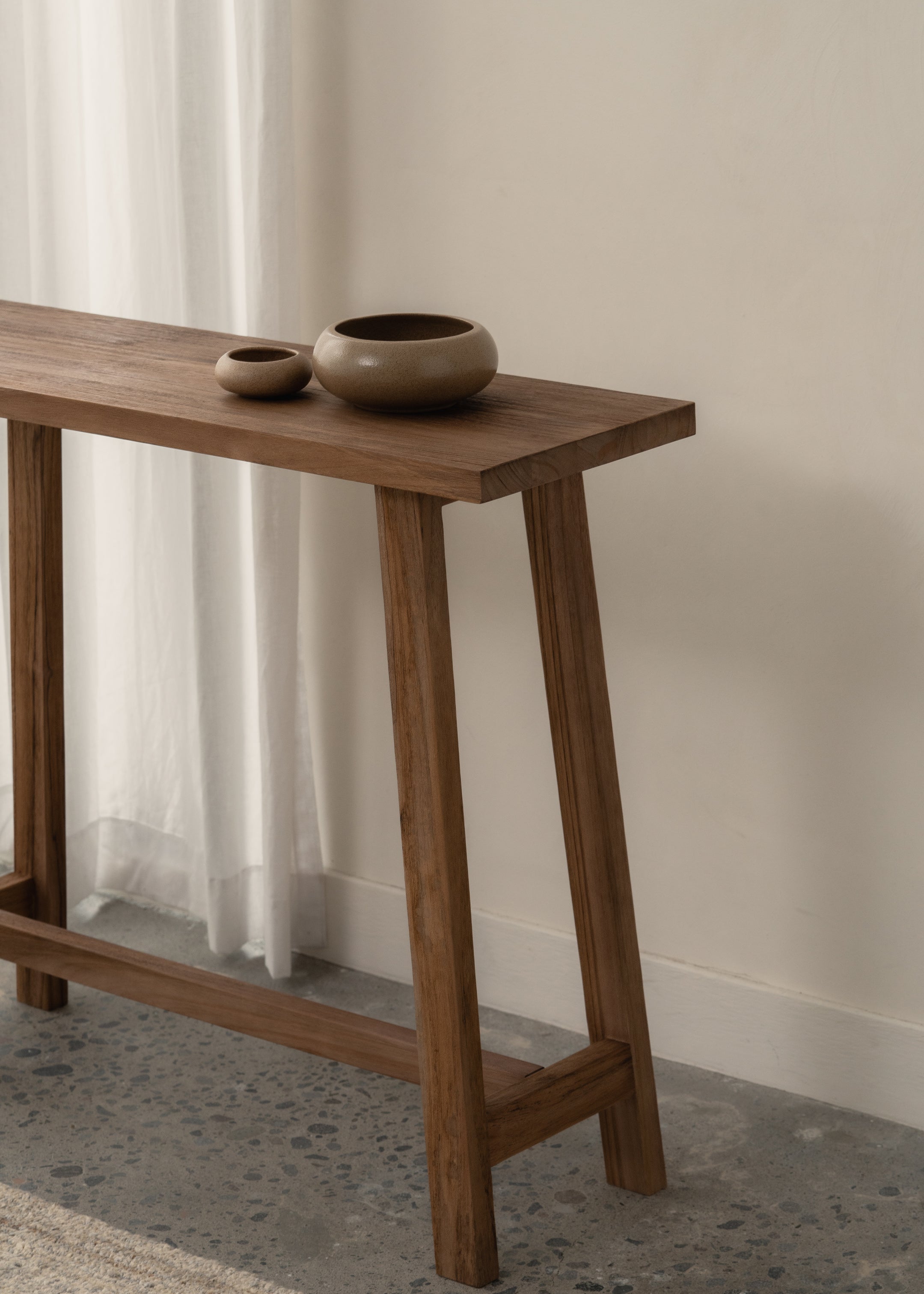Jenna Console / Dark Teak