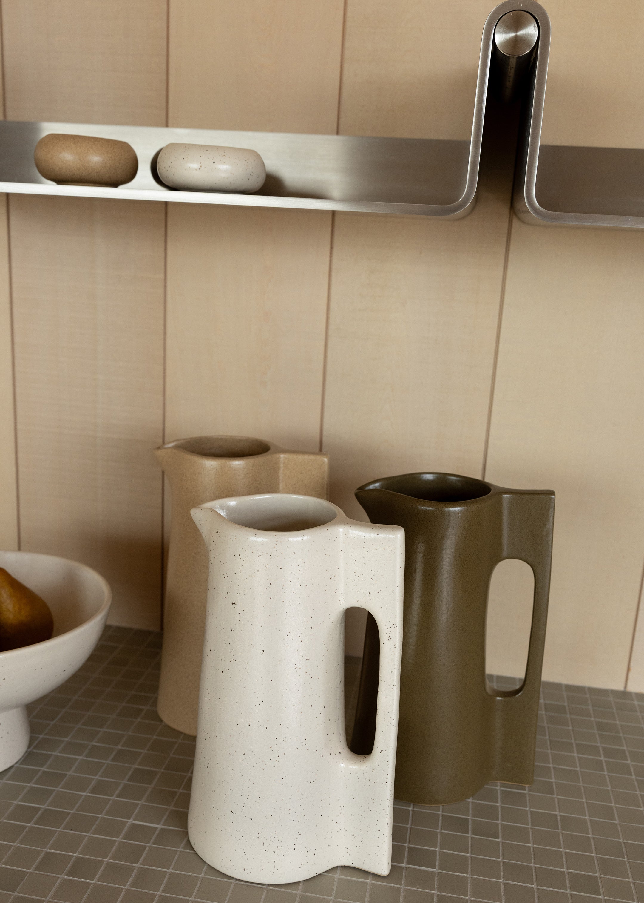 Kaia Jug / Olive