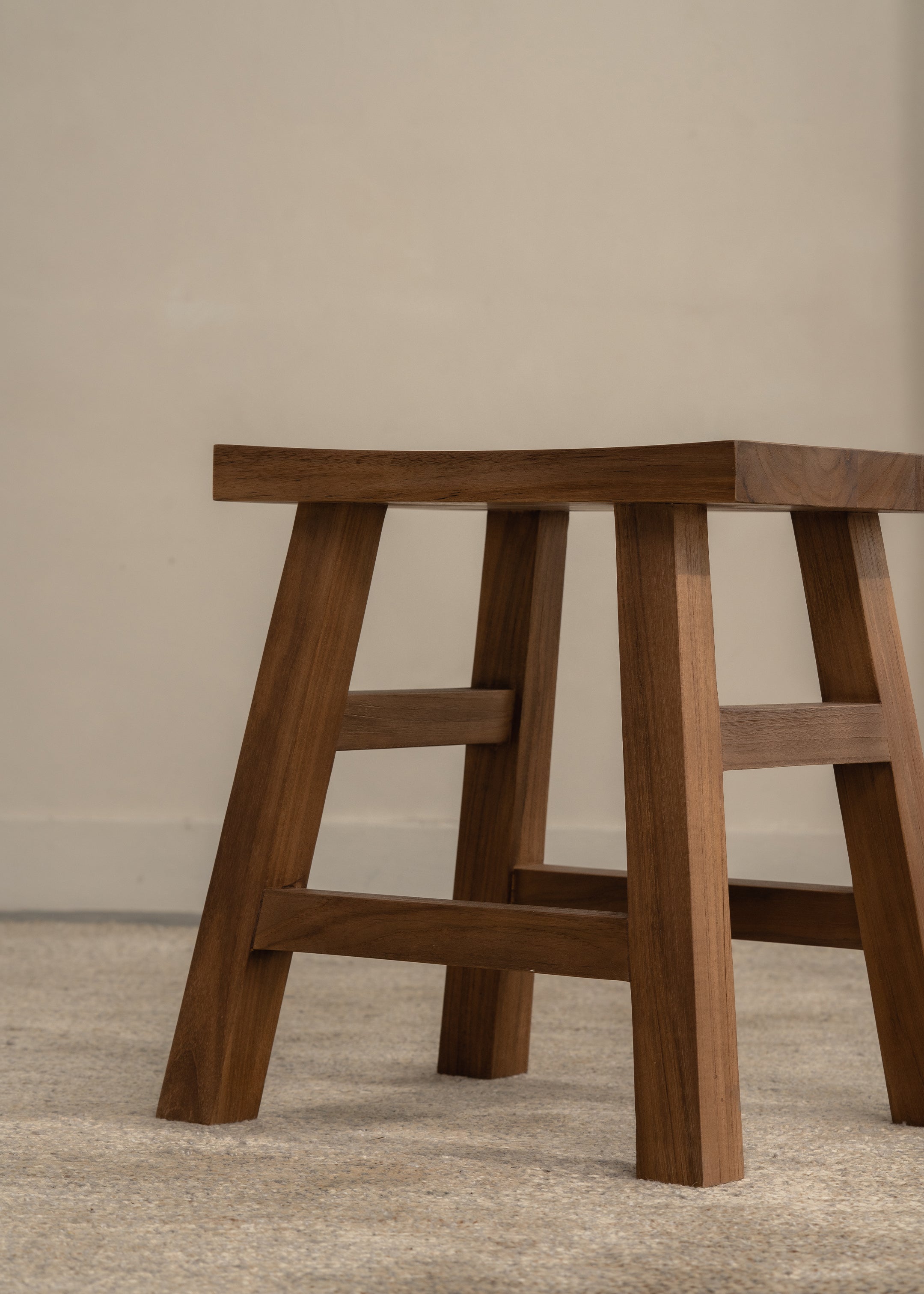 Kali Stool / Dark Teak