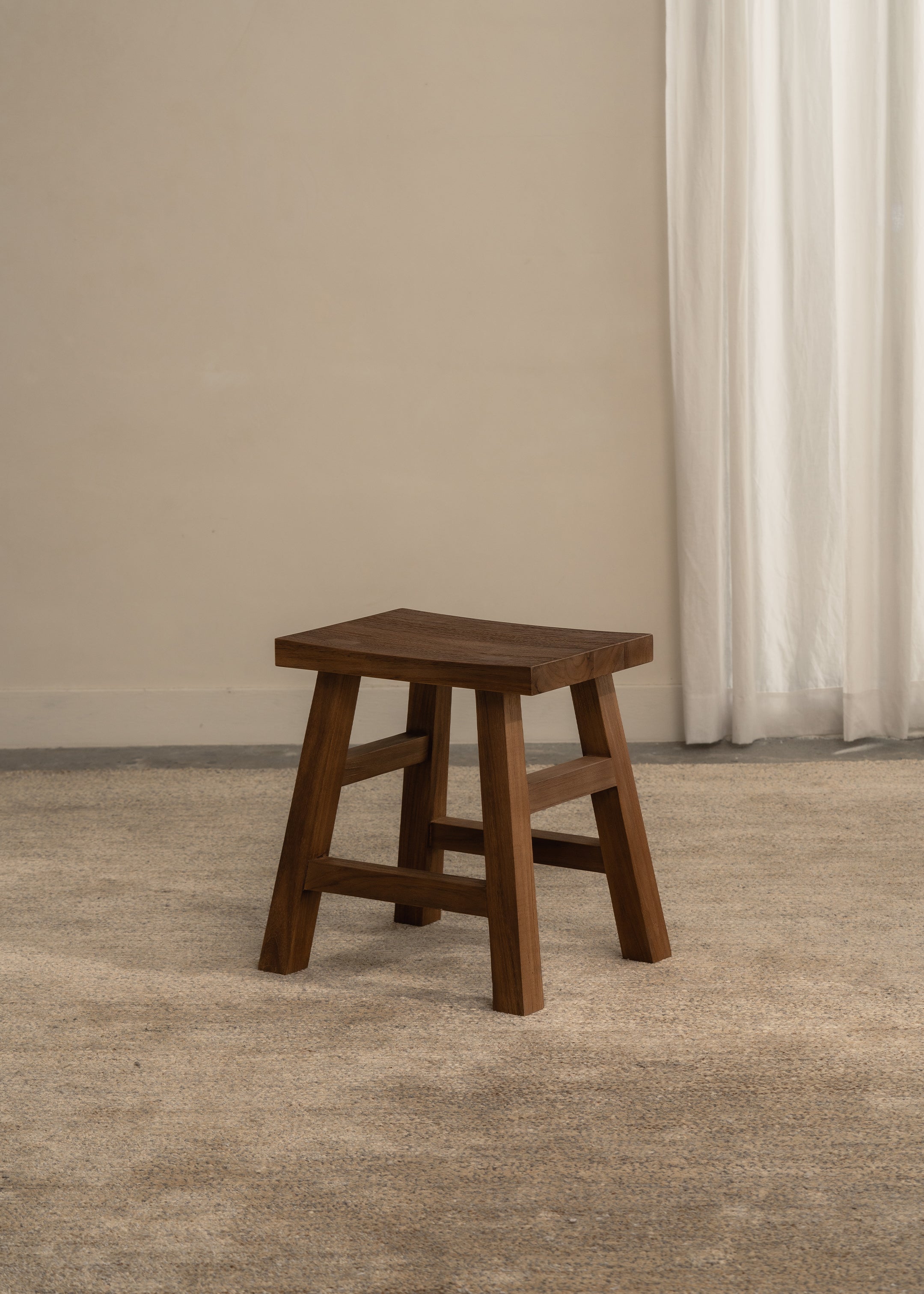 Kali Stool / Dark Teak