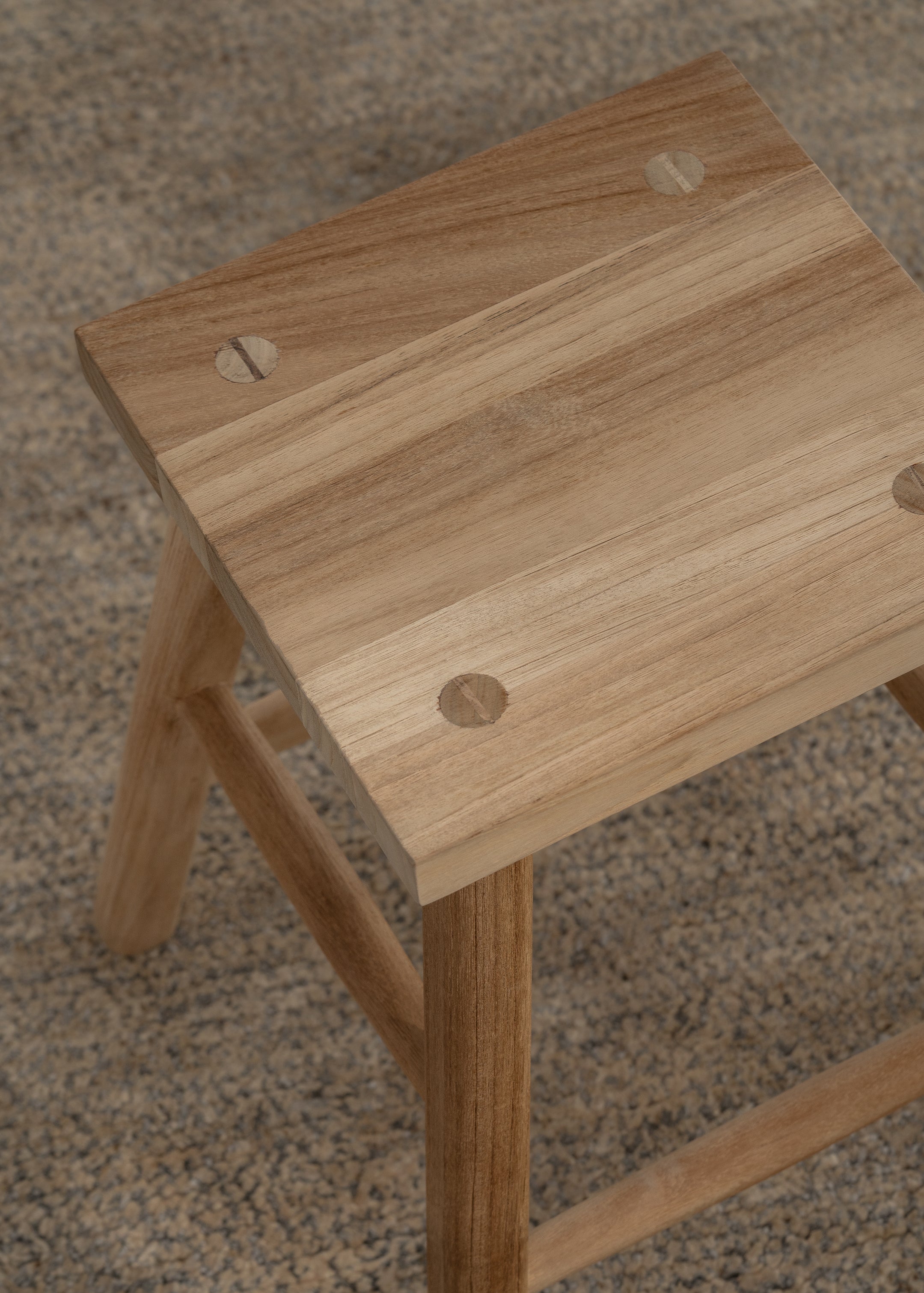 Kiran Stool / Natural