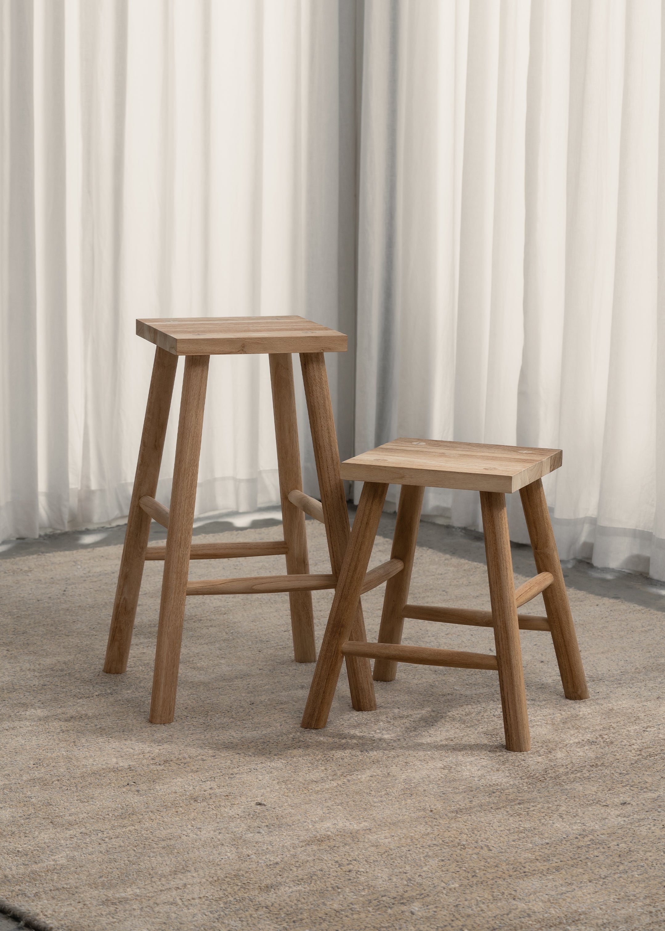 Kiran Stool / Natural