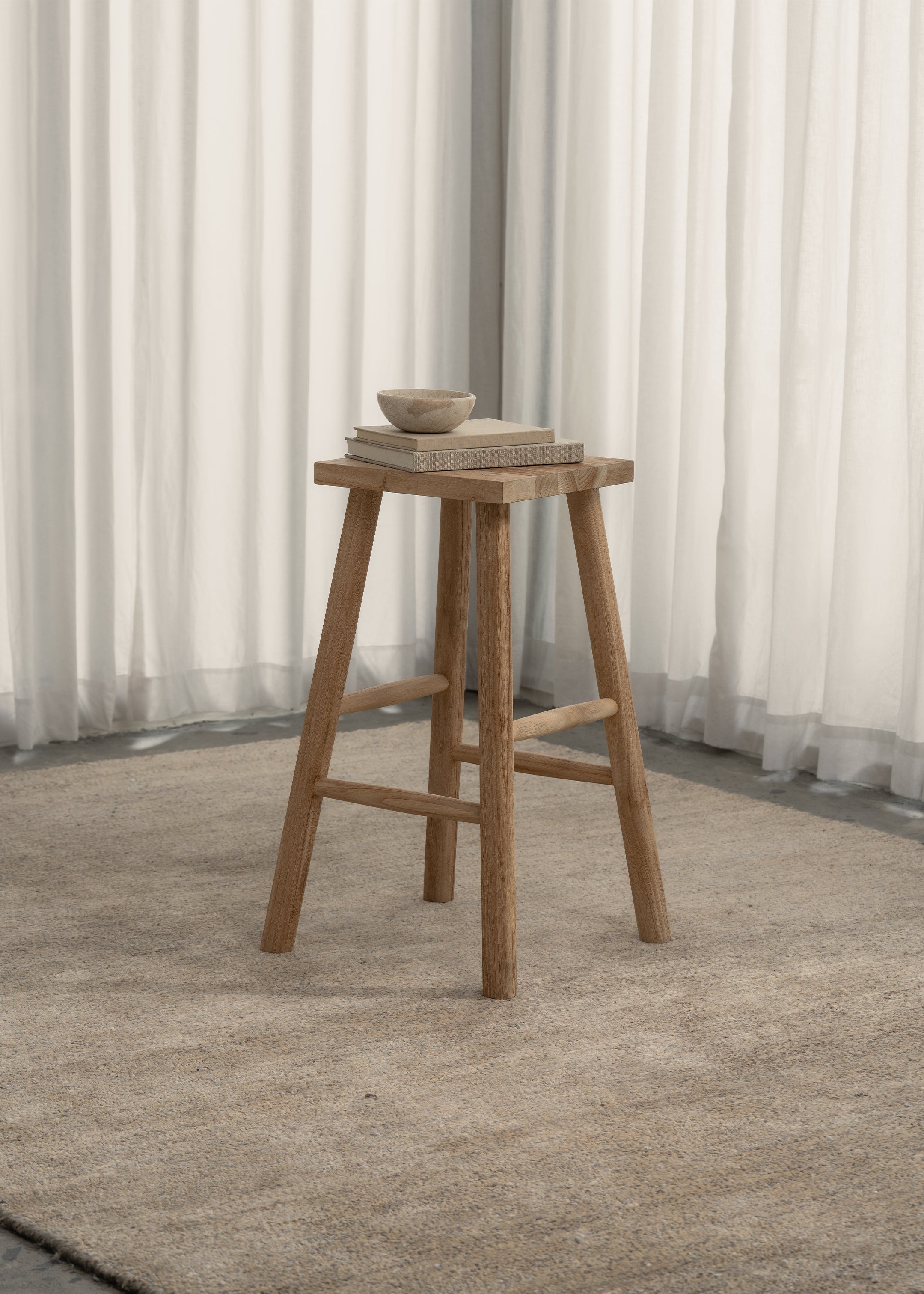 Kiran Stool / Natural
