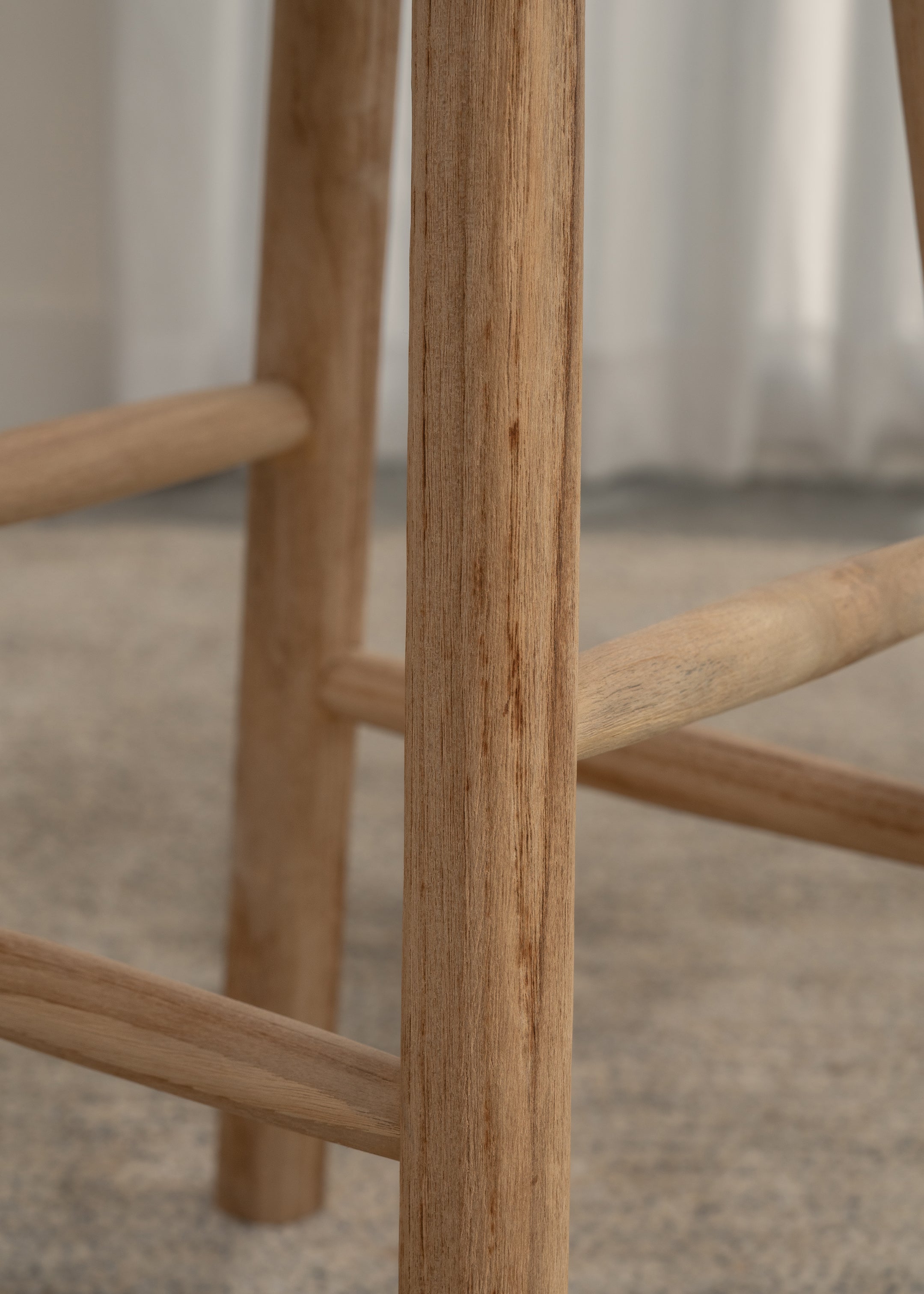 Kiran Stool / Natural