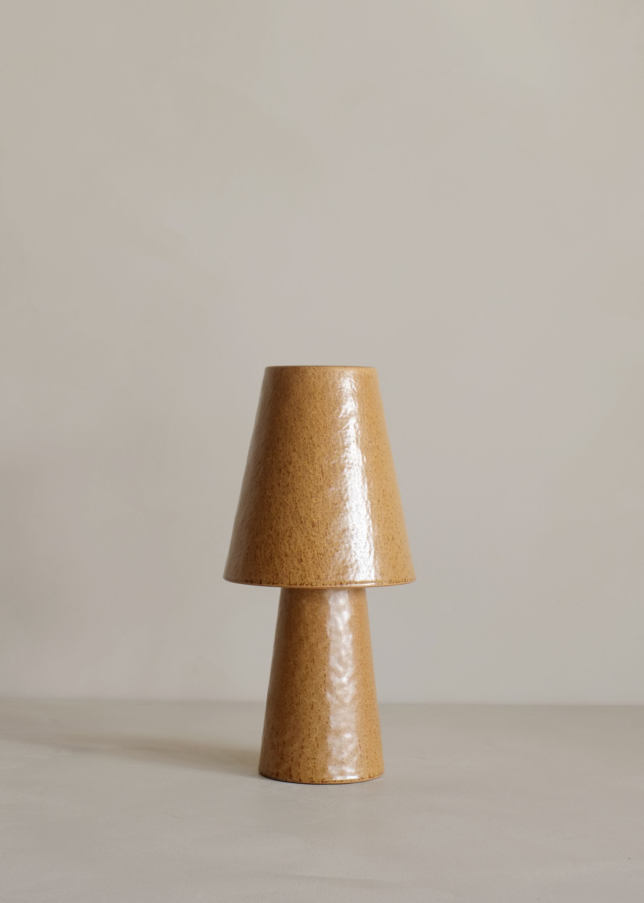 Nelli Table Lamp / Rust