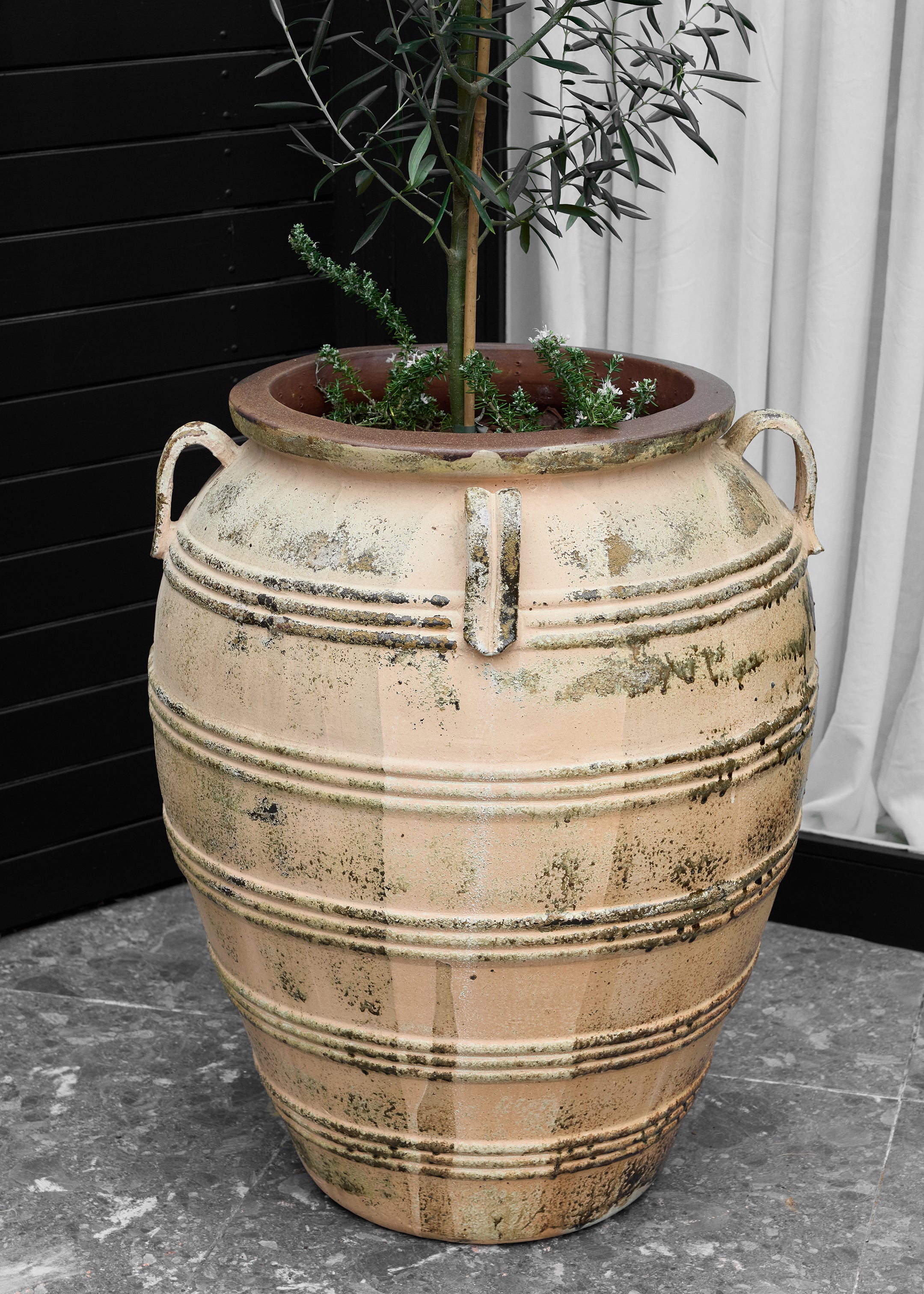 Pamu Antique Pot