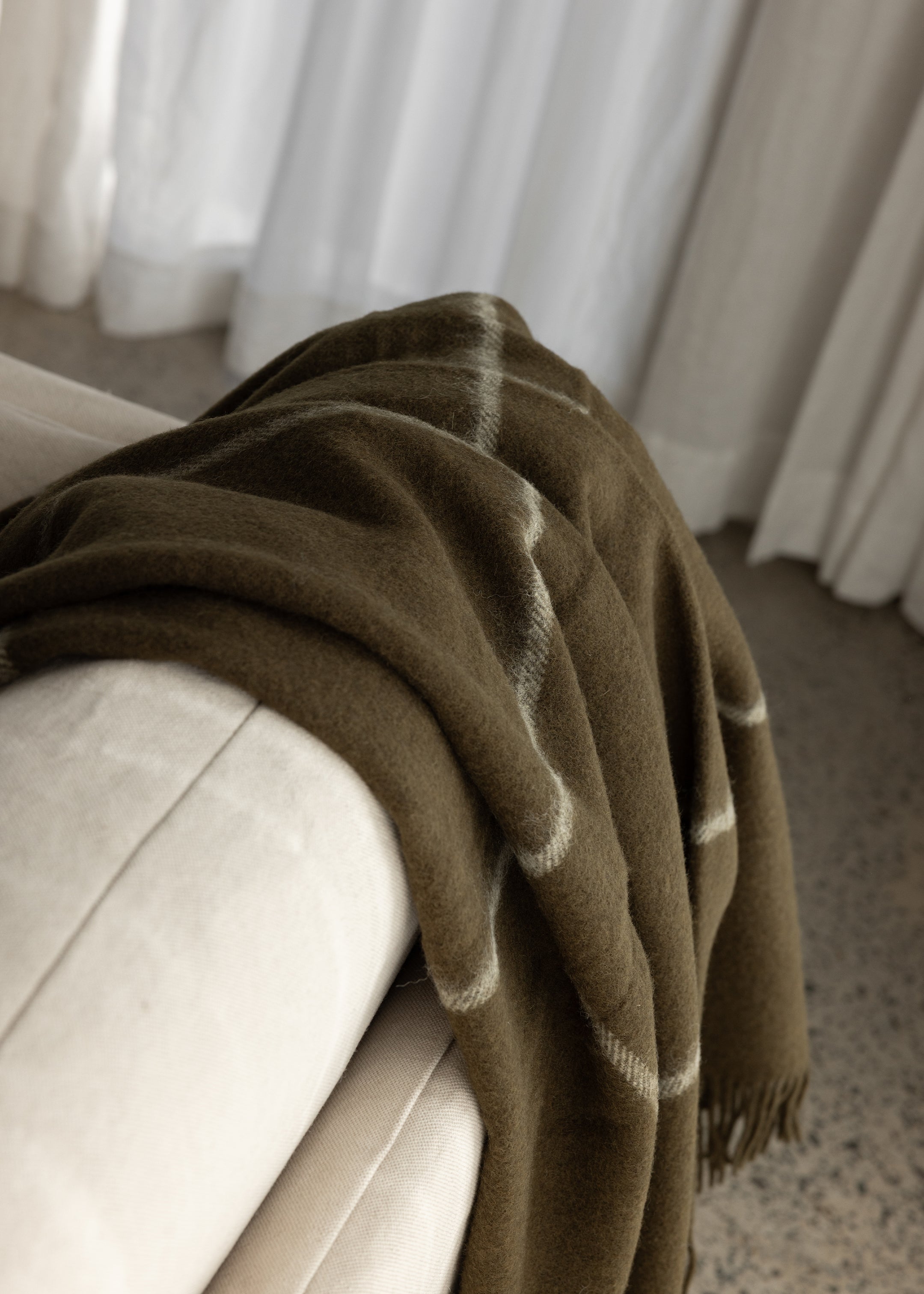 Ranfurly Wool Throw / Kelp