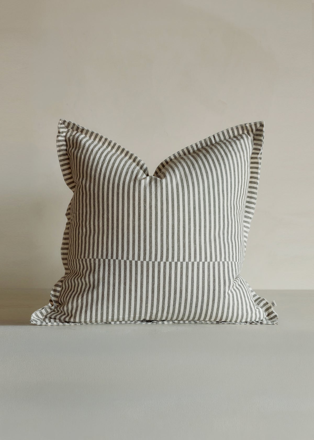 Rowan Cushion Cover / Olive