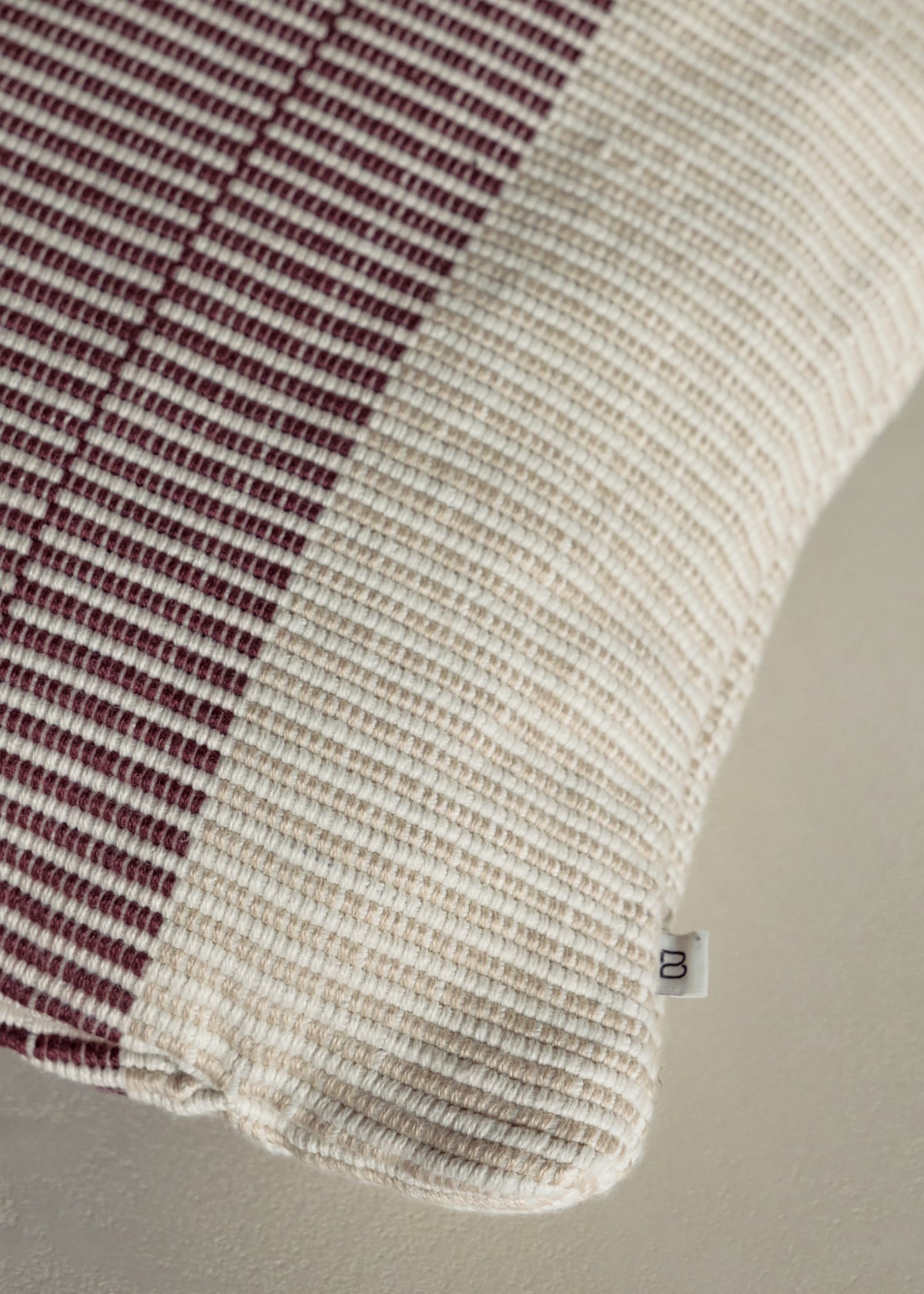 Solar Outdoor Cushion / Claret