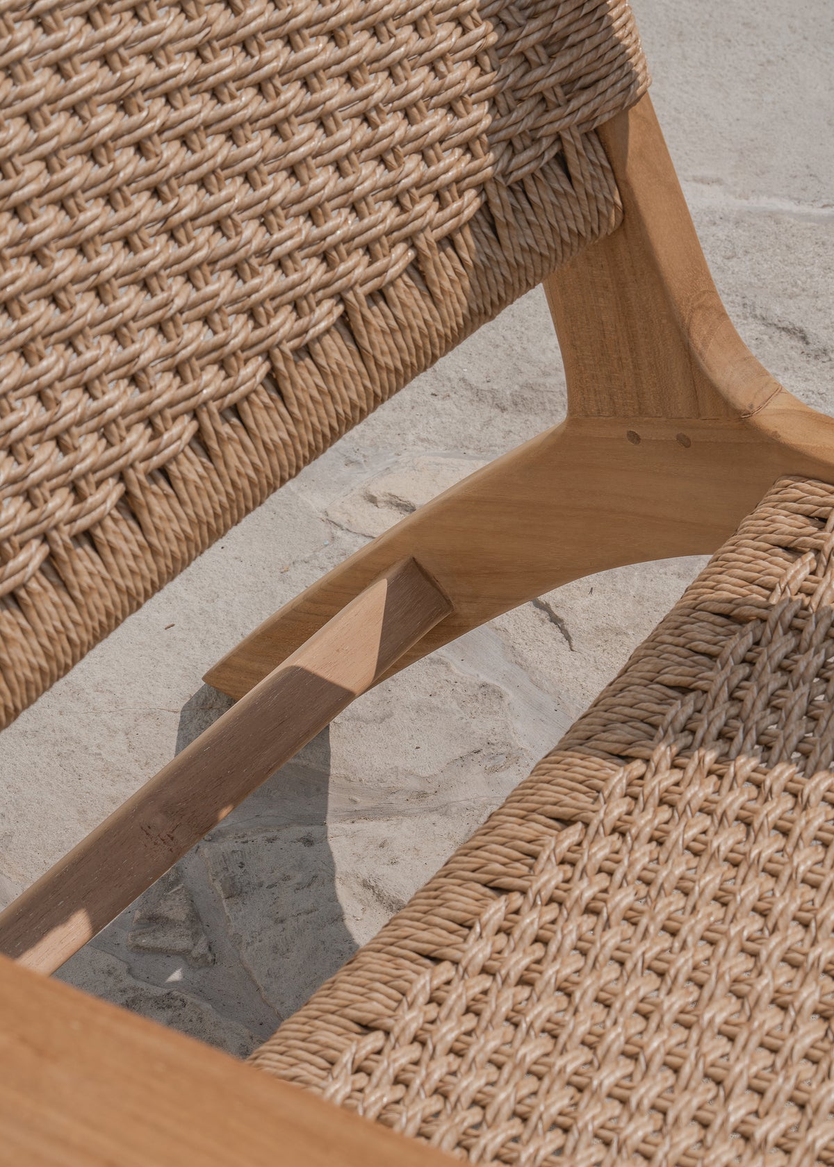 Sunday Lounger with Armrest / Natural