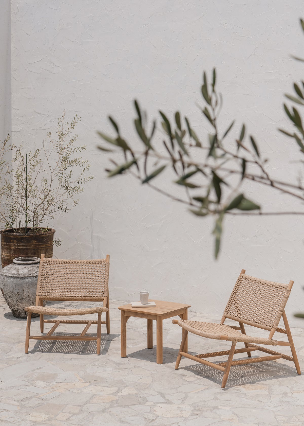 Suri Outdoor Side Table / Natural