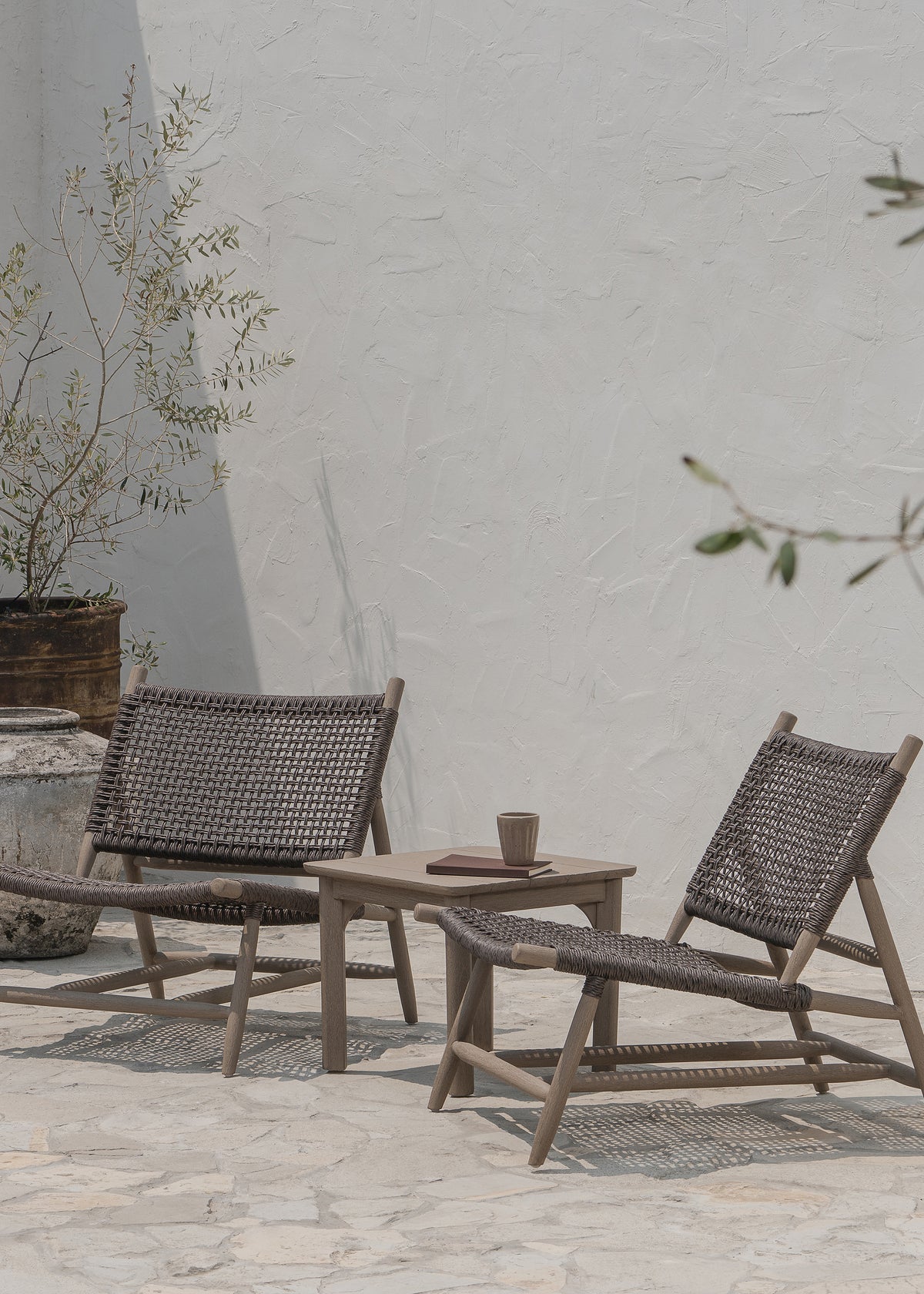 Suri Outdoor Side Table / Khaki