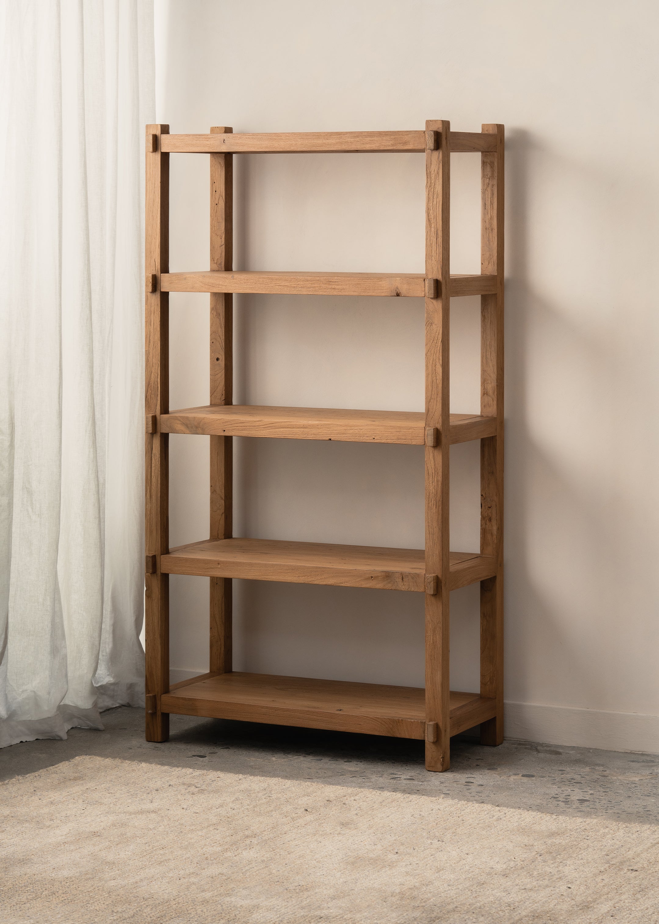 Talo High Bookshelf