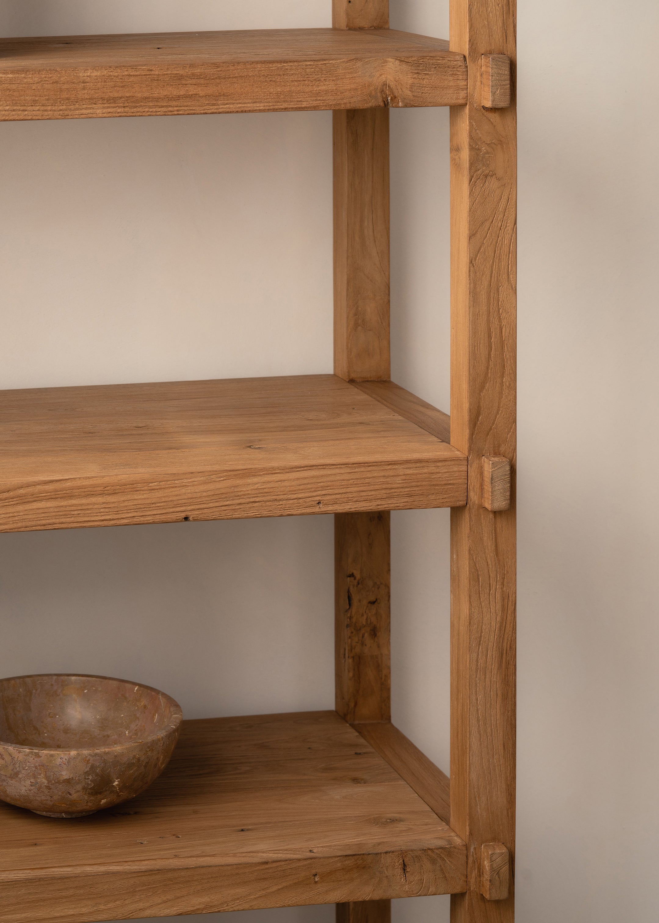 Talo High Bookshelf