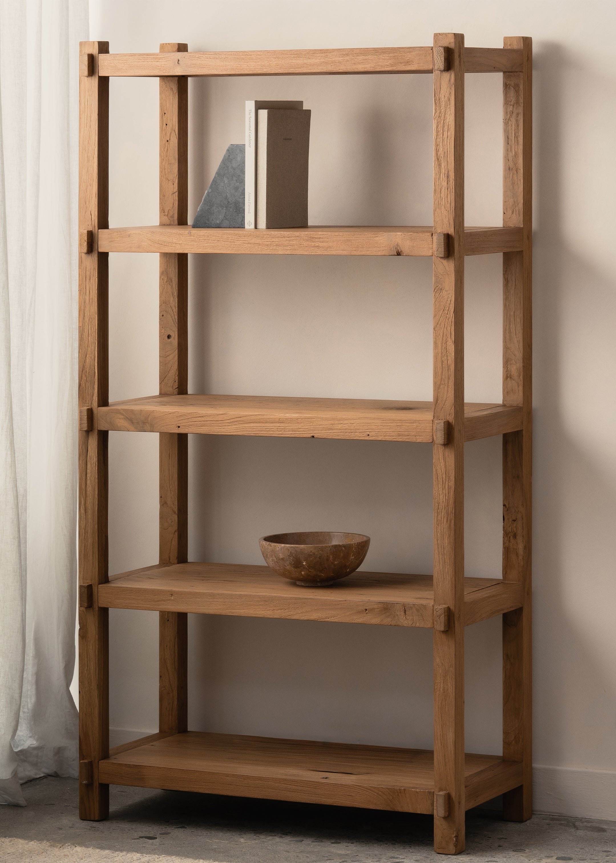 Talo High Bookshelf