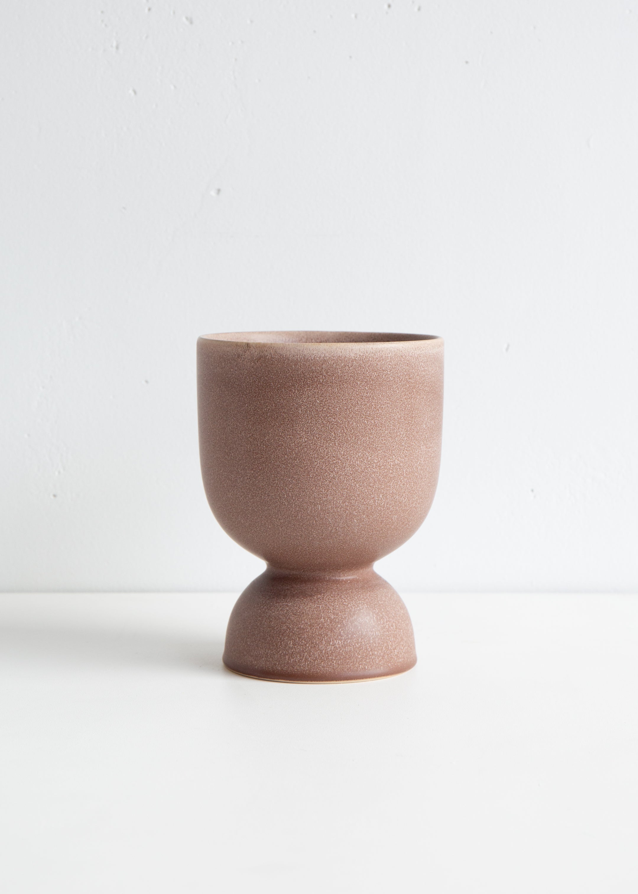 Stoneware Flower Pot / Brown